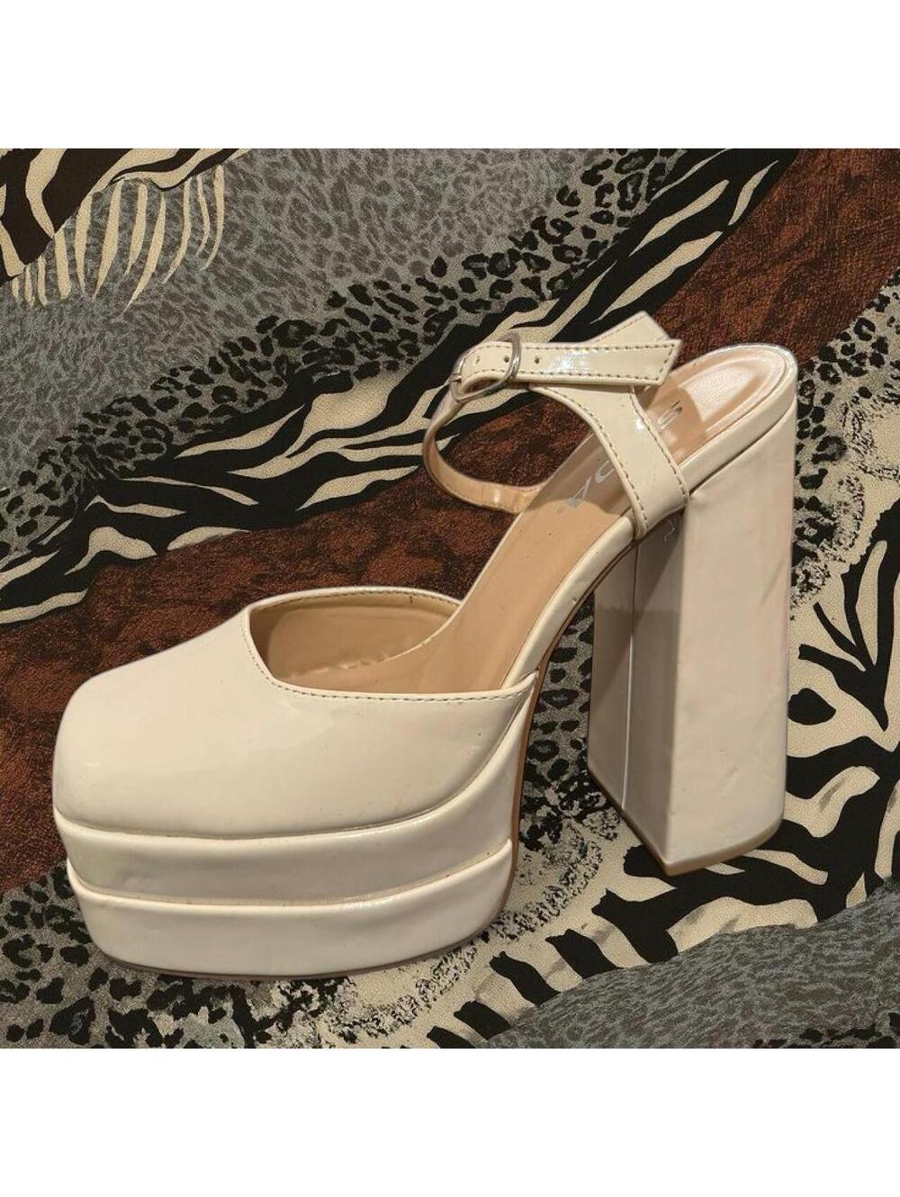 Women's Cream and Tan Sandal
